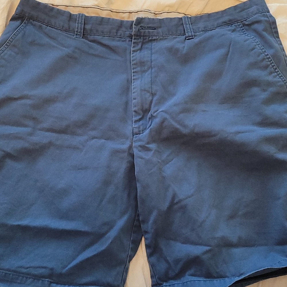 Men's blue cargo shorts.
